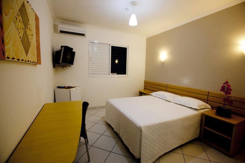קויאבה Hotel Sansaed מראה חיצוני תמונה